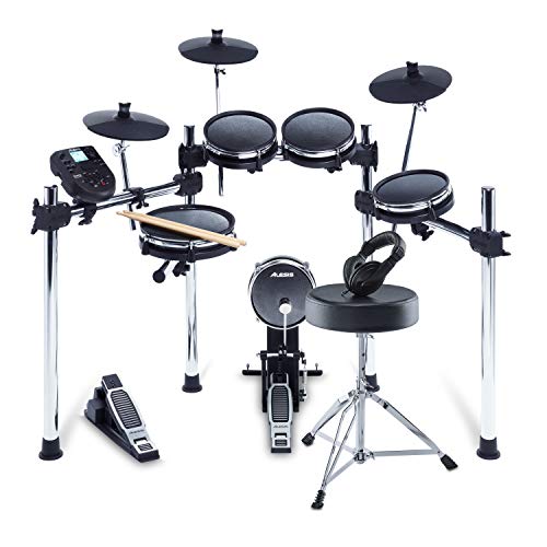 Alesis Drums Surge Mesh Kit Bundle – Komplettes E-Drum Set mit einem achtteiligen Mesh E-Drum Kit, Schlagzeughocker, Kopfhörern und Drum Sticks  